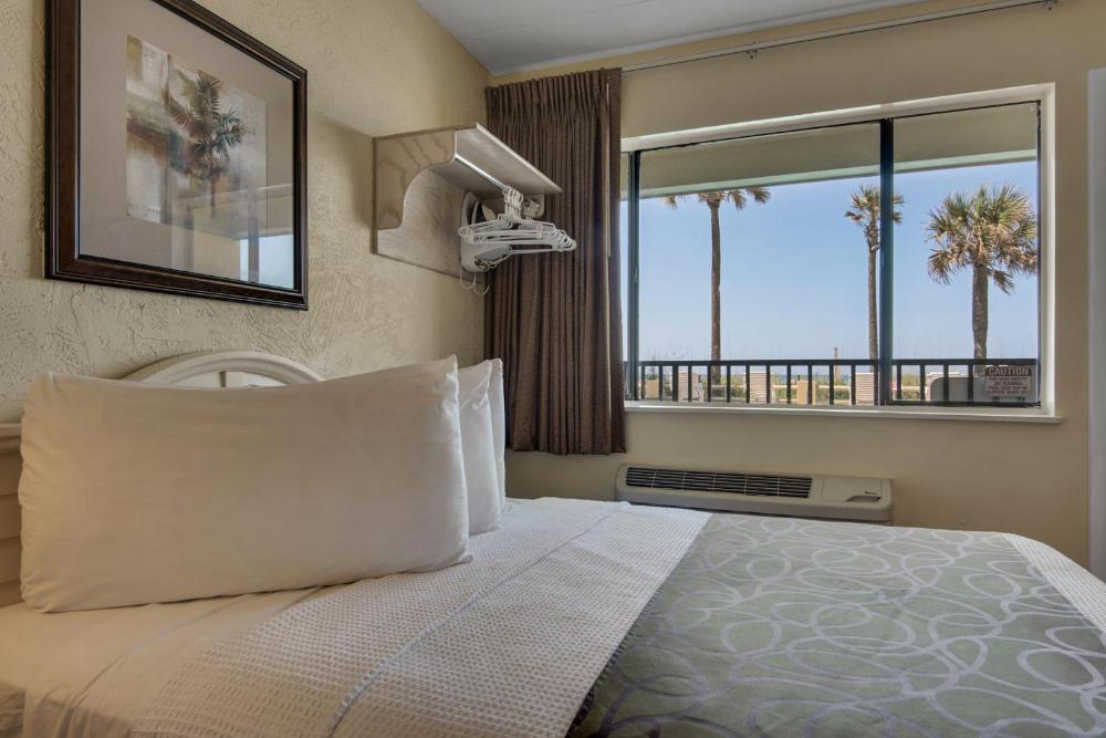 Room with 2 Double Beds, Efficiency Room, Ocean View, Non-Smoking