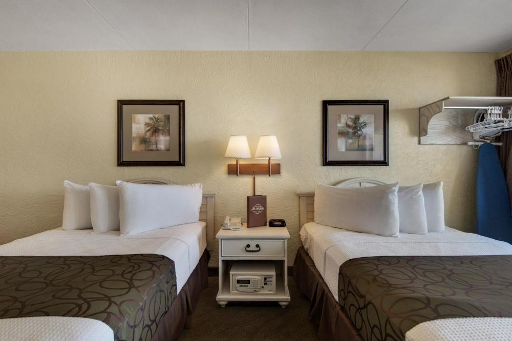 Room with 2 Double Beds, Beach View, Non-Smoking